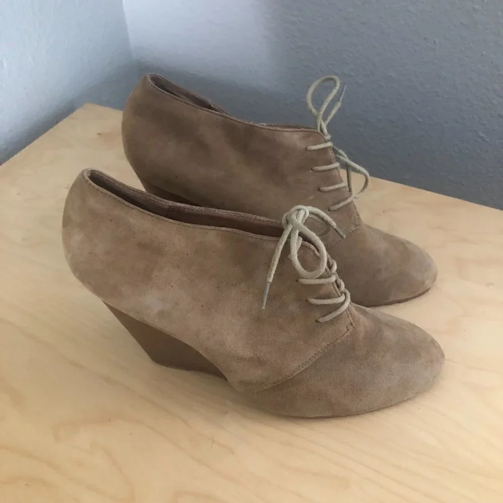 Aldo Suede Leather Wedge Bootie Women's EUR 40 US 9-9.5 Tan Chunky Sole NEW